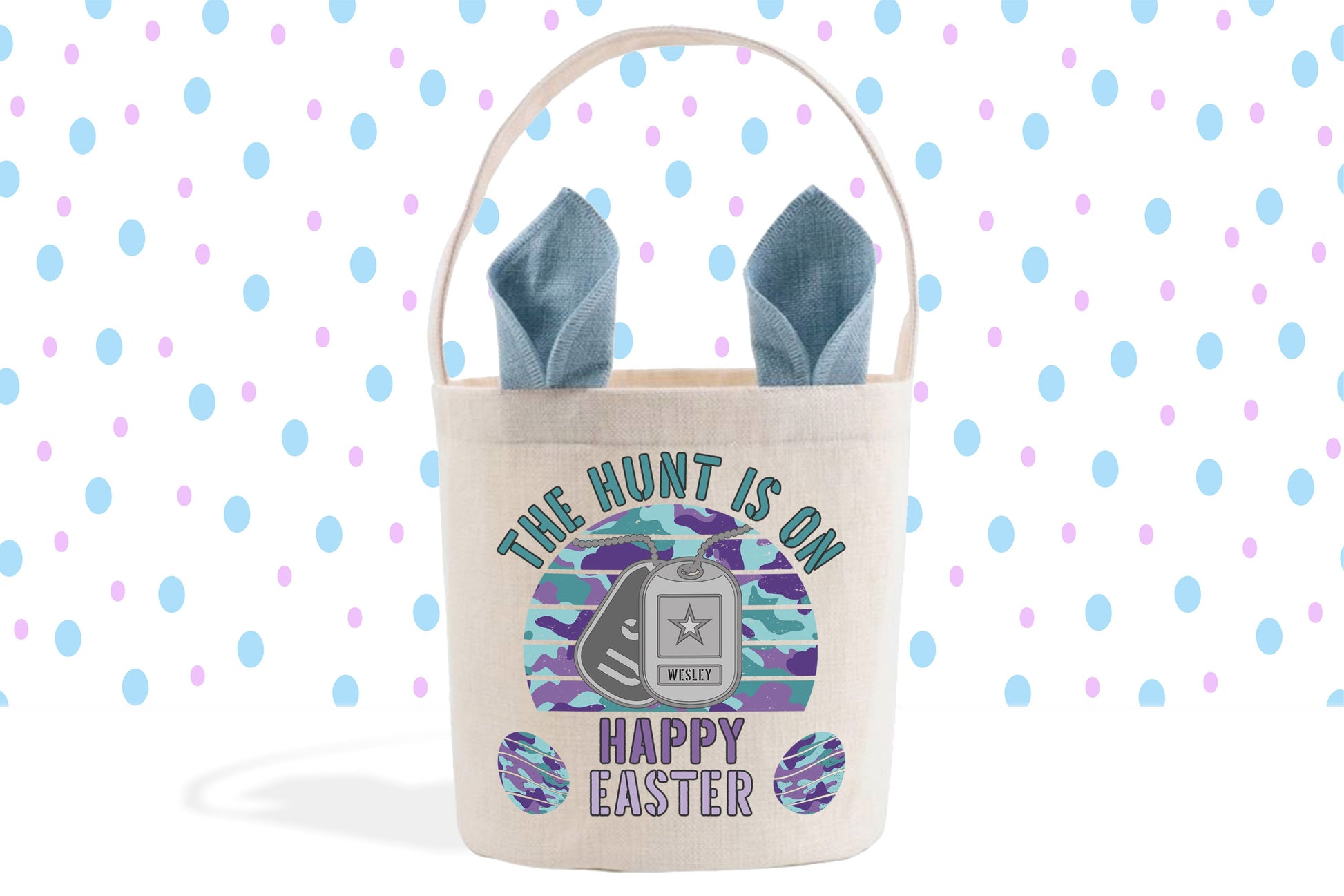 a tote bag with two blue napkins sticking out of it