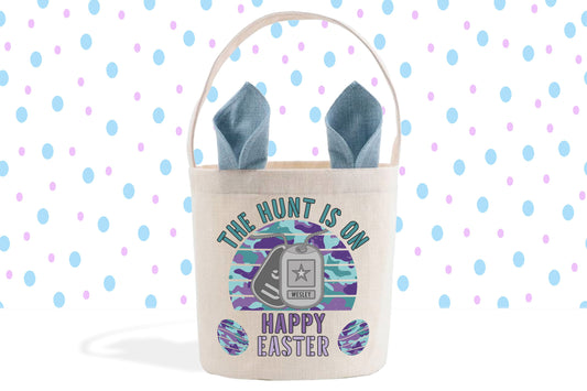 a tote bag with two blue napkins sticking out of it